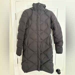 The North Face- Women's Black Puffer Coat